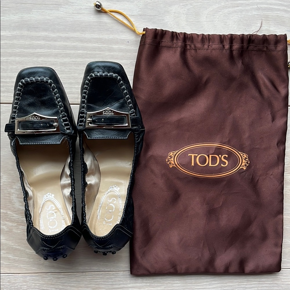 Tod's Black Leather Square-Toe Loafers
